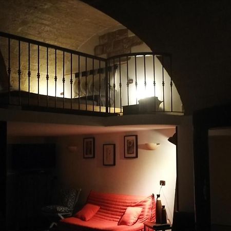 Versosud Cave Bari Exteriör bild